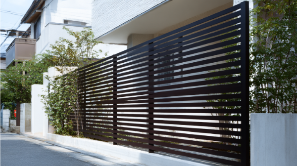 N様邸新築外構工事 目隠しフェンス施工事例